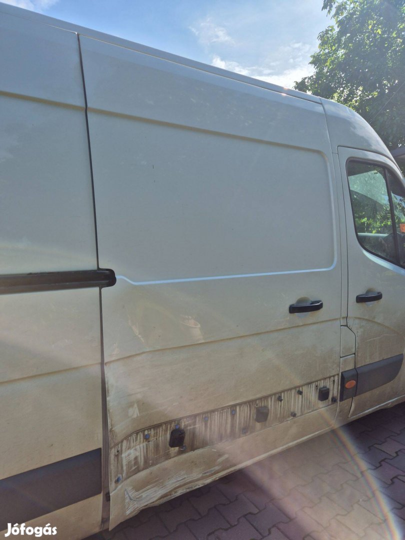 Renault master jobb oldali toló ajtó