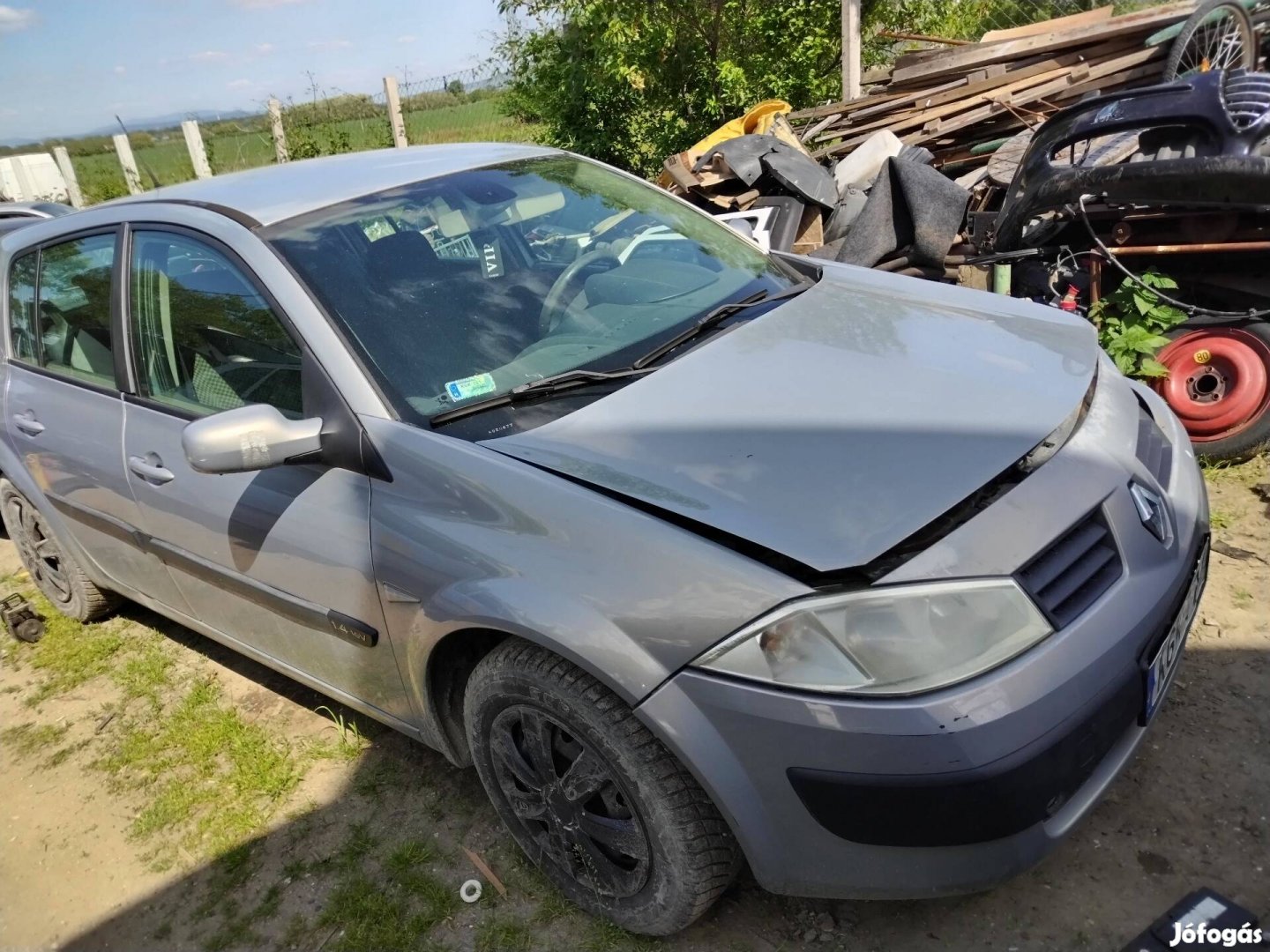 Renault megane 1.4 bontott alkatrészei 