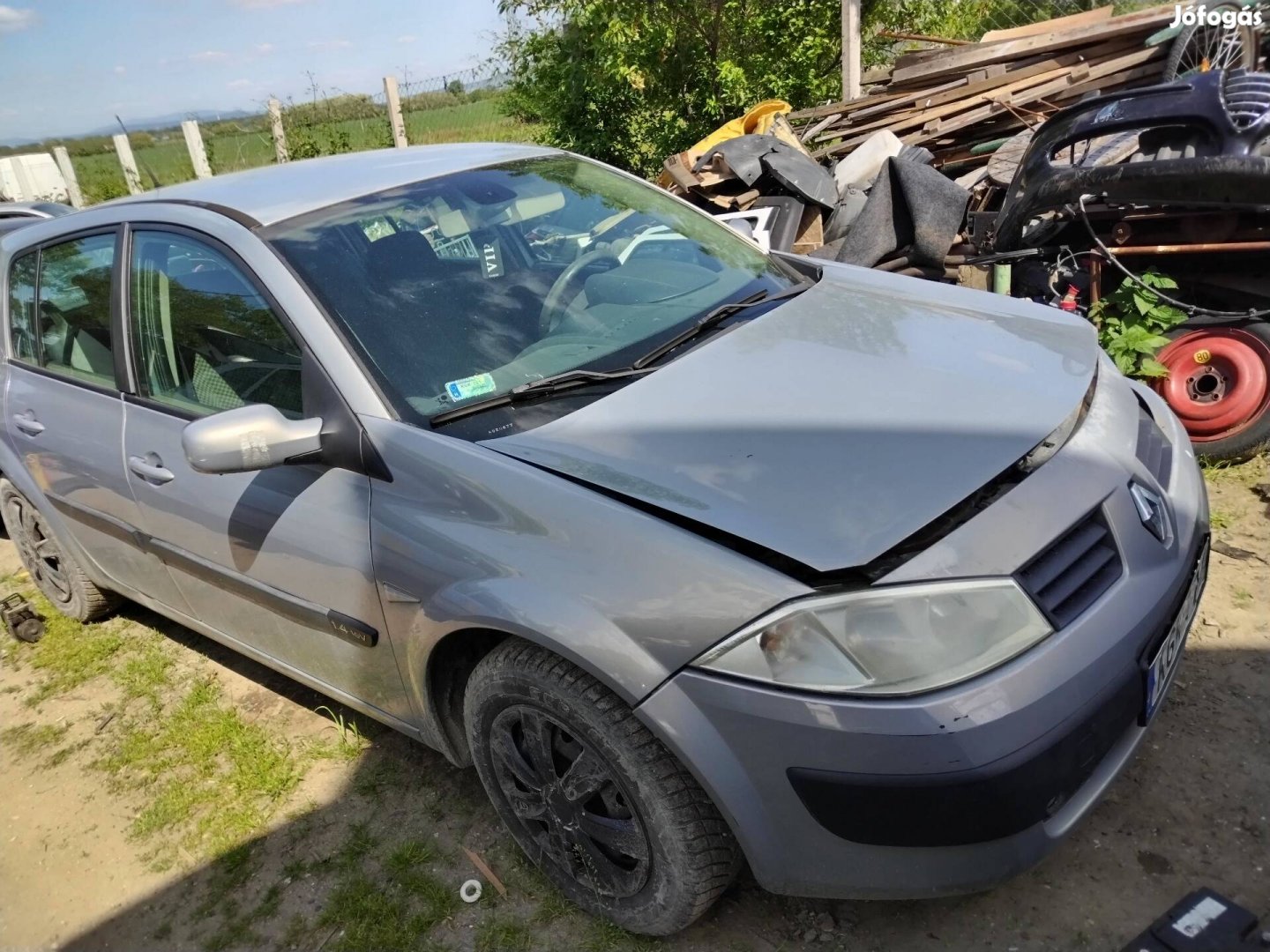 Renault megane 2 1.4 bontott alkatrészei 