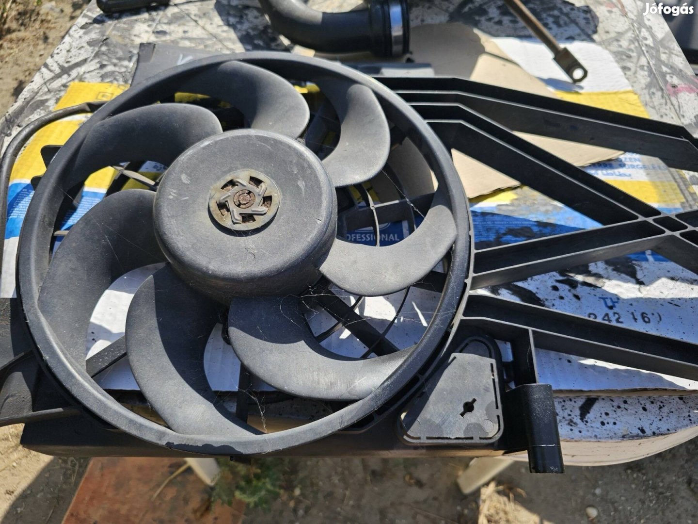 Renault megane 2 1.9 dci hütöventilátor klimás 10000