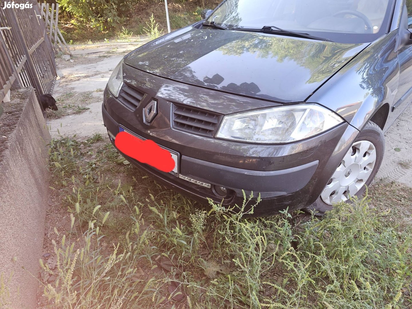 Renault megane 2 első lökhárító 35000