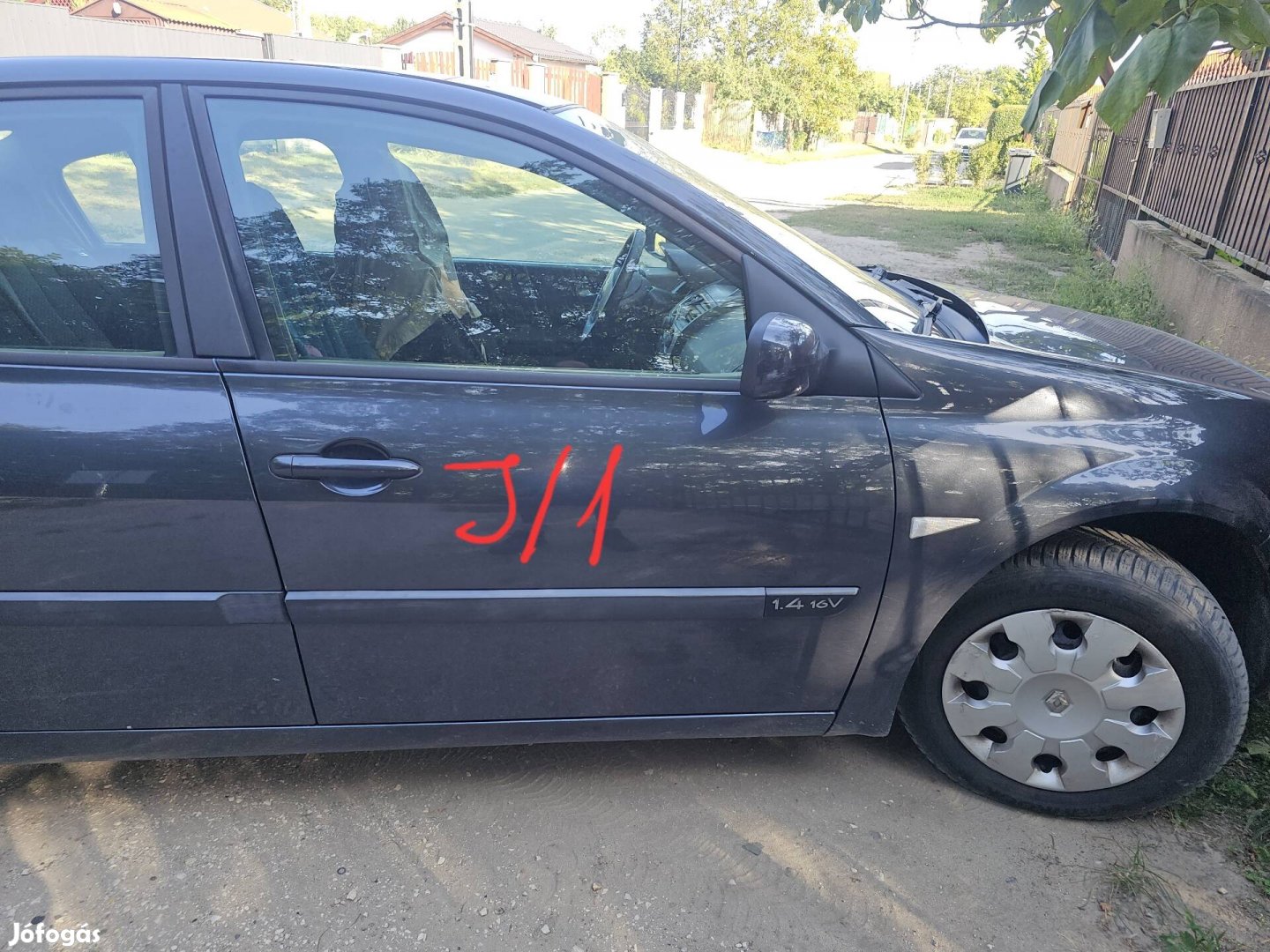 Renault megane 2 grafit sedan ajtó 20000