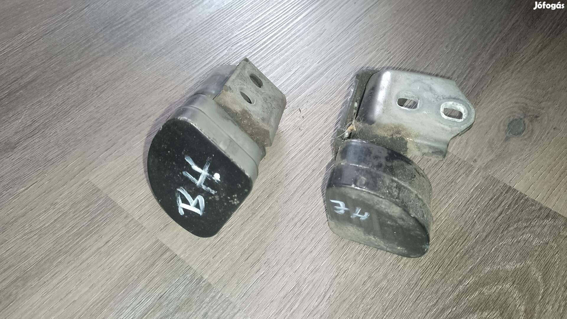 Renault megane 2 jobb bal hátsó ajtóhatároló