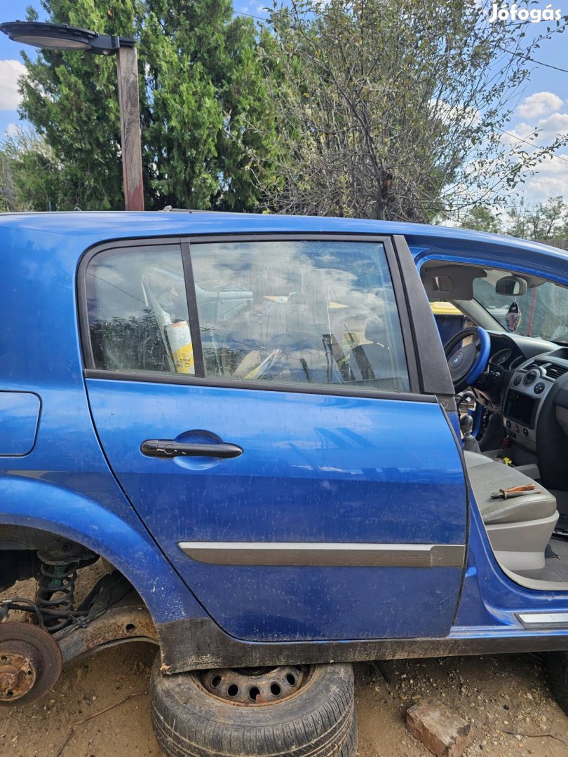 Renault megane 2 jobb hátsó kék ajtó 15000
