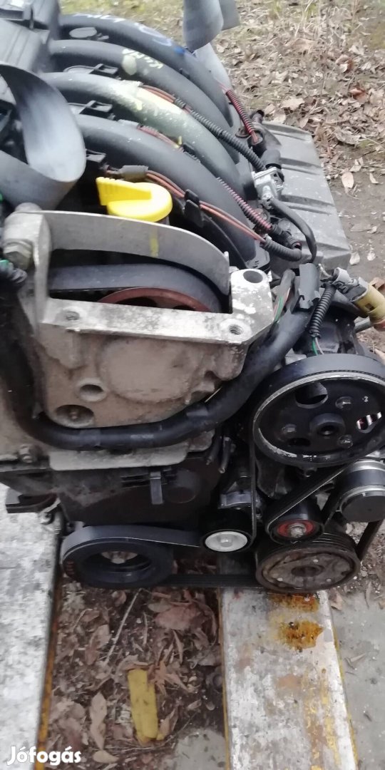 Renault megane CC 1.6 16V motor + váltó garanciával. indítható
