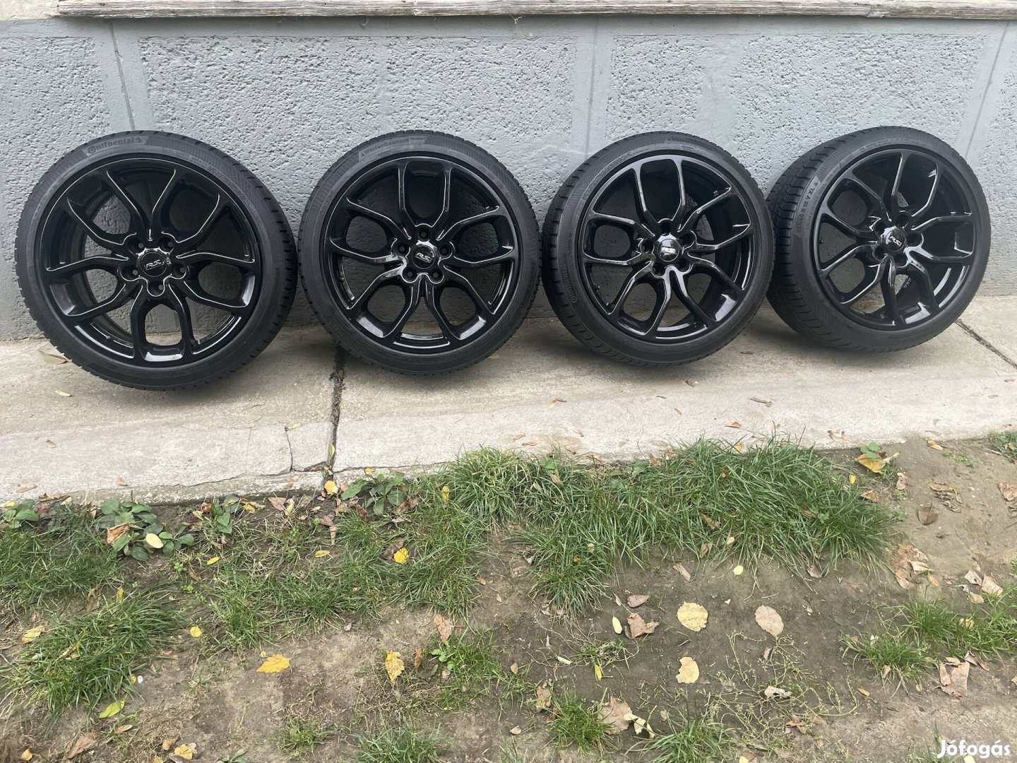 Renault megane III RS gyári kerékszett, Continental téligumival.