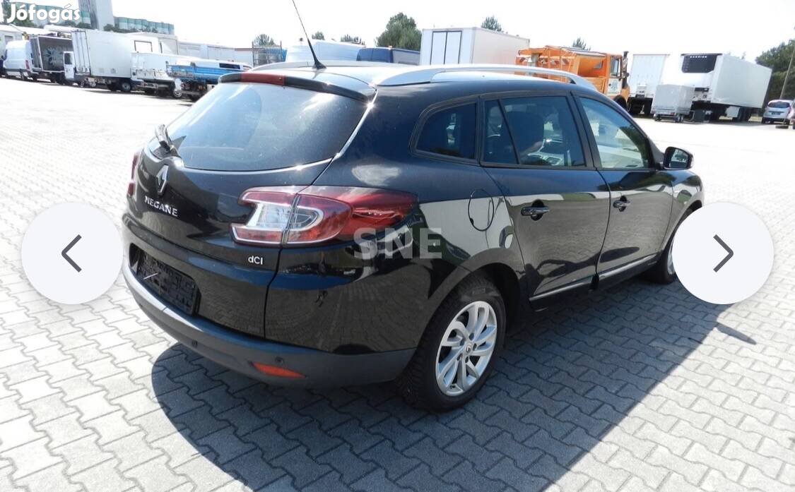 Renault megane III bontott jármű