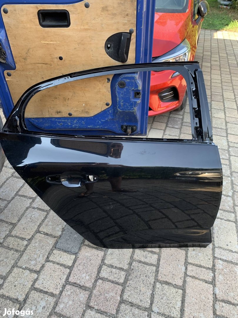 Renault megane IV 4 grand coupe sedan hátsó ajtó