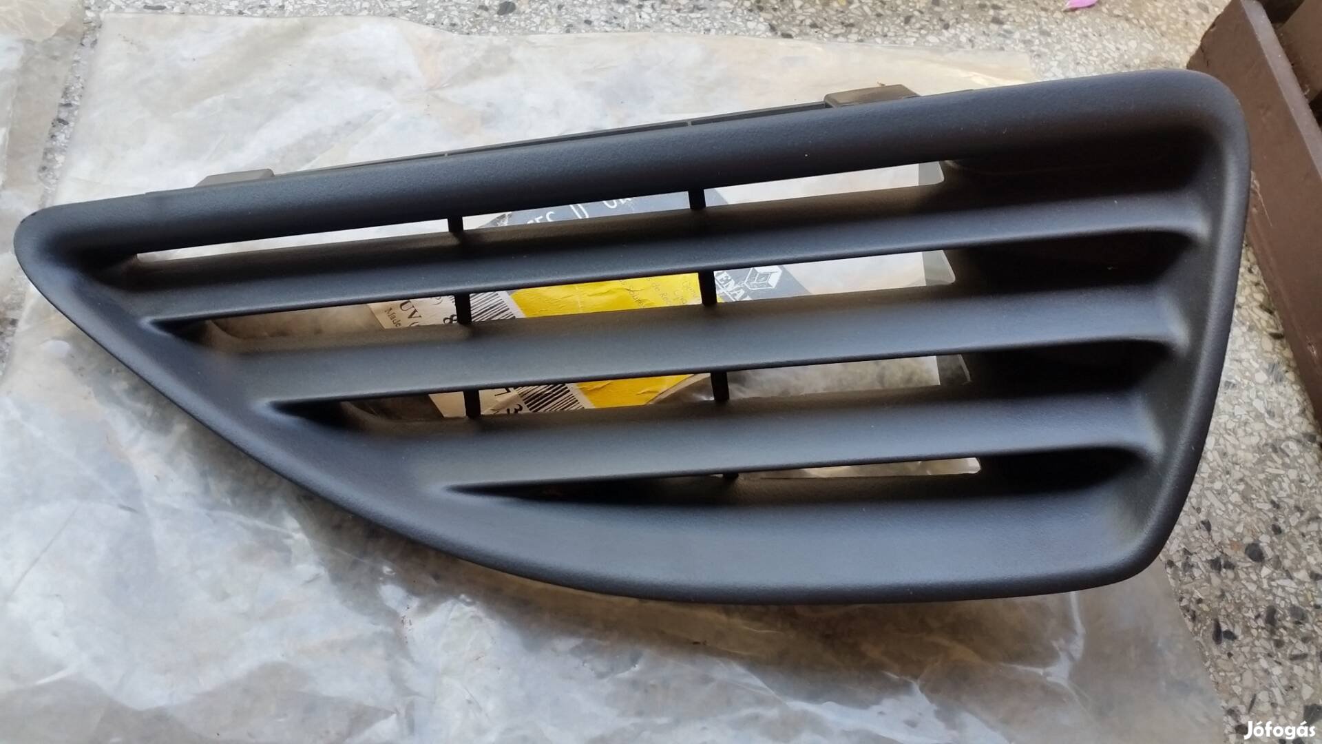 Renault megane új díszrács 