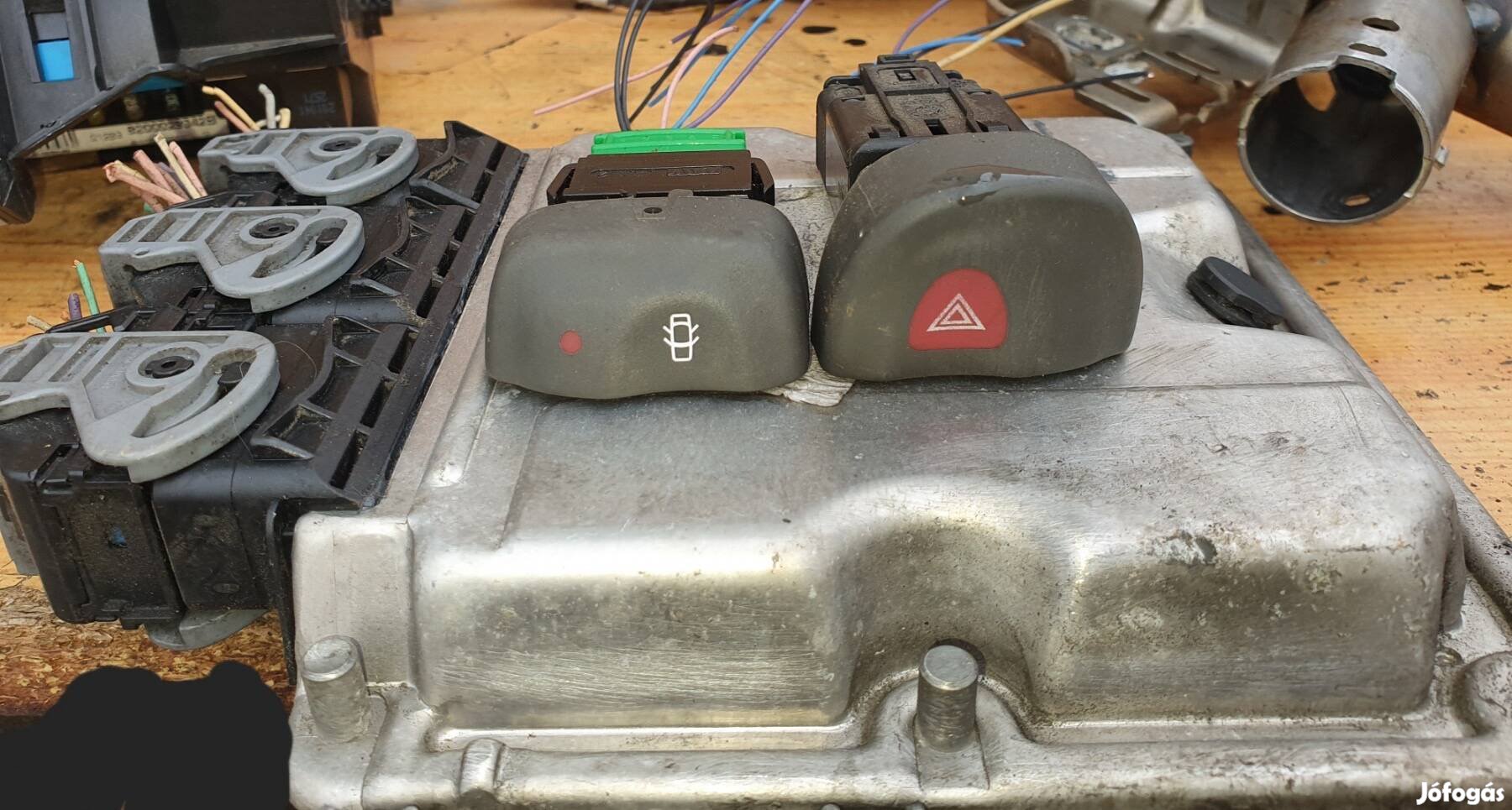 Renault scenic 1 vészvillogó elakadás jelző kapcsoló 3000