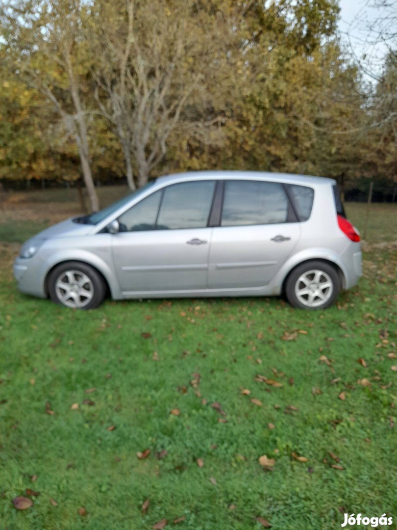 Renault scenic 2 elado
