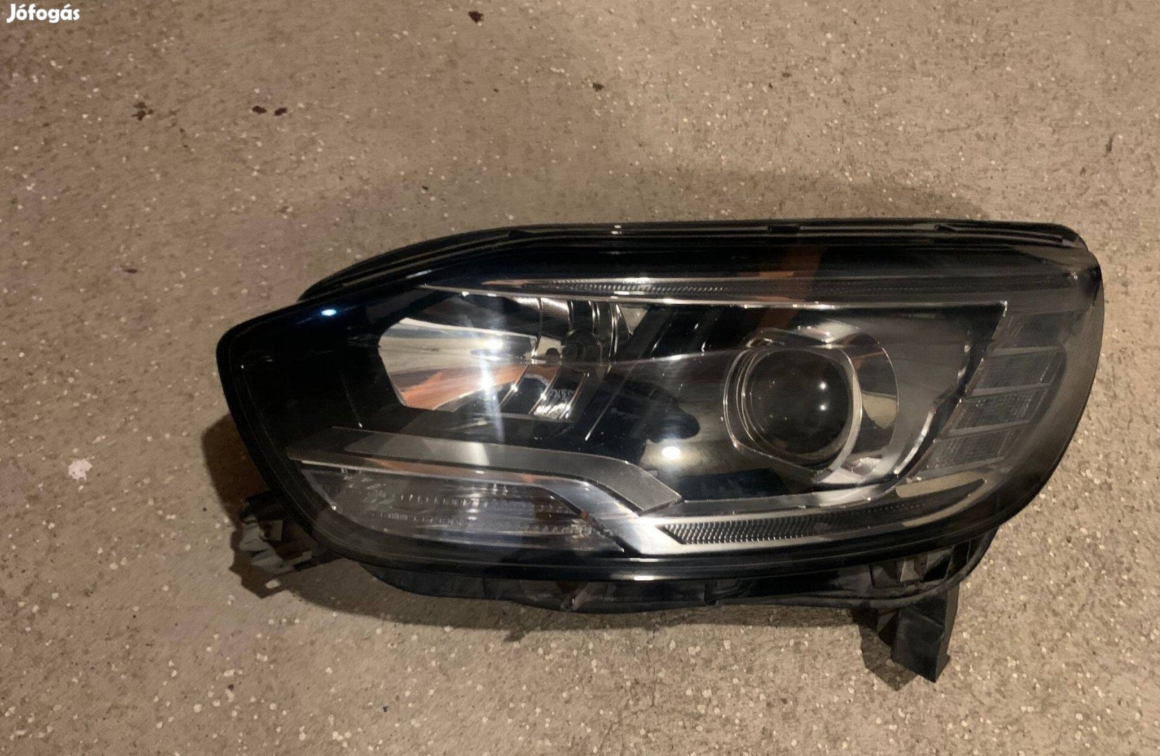 Renault scenic IV fényszóró balos