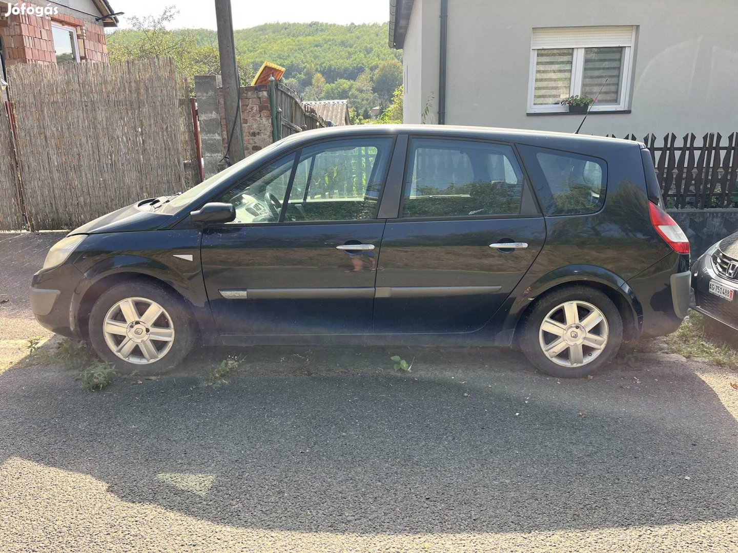 Renault scenic grand  1.5 dci megmaradt alkatrészek eladóak 