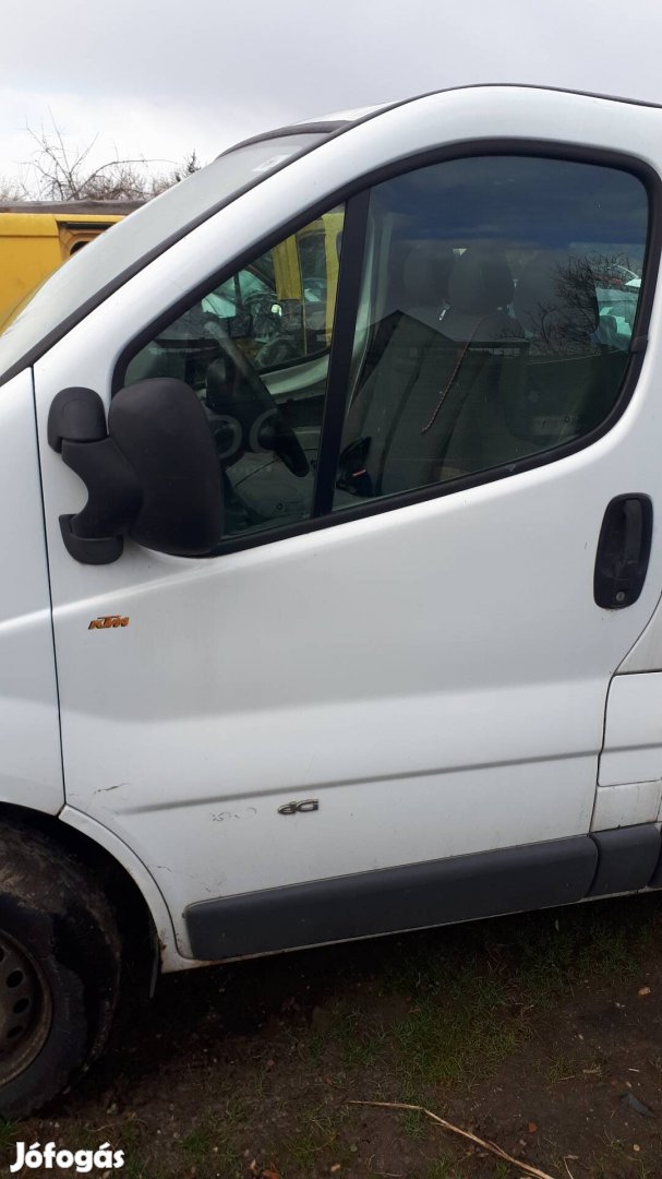 Renault trafic 2 bal első ajtó