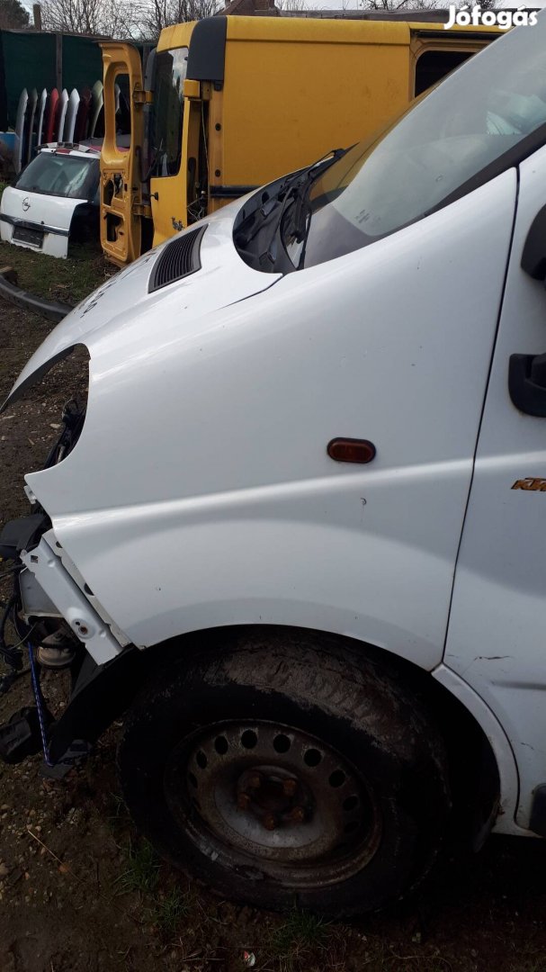 Renault trafic 2 bal sárvédő