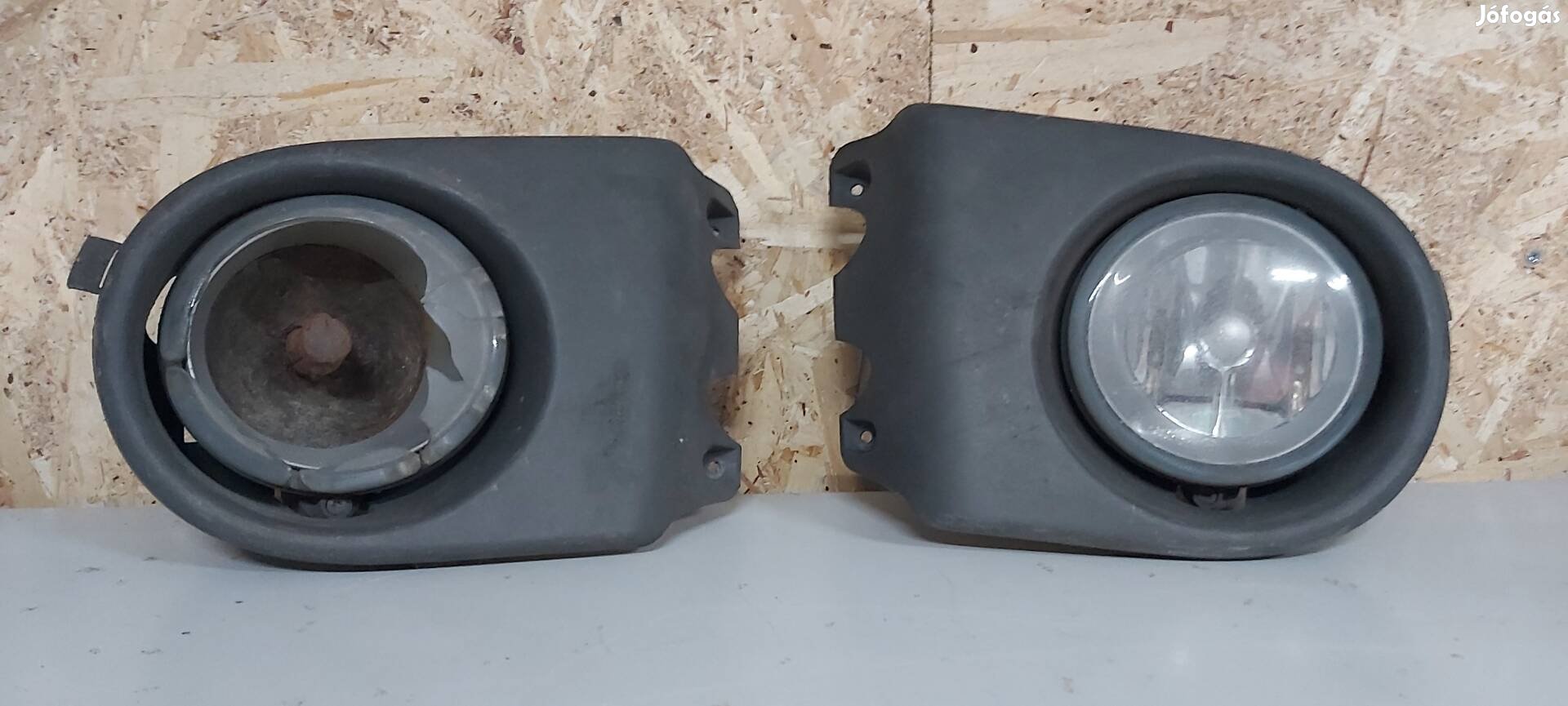 Renault trafic ködlámpa párban eladó 