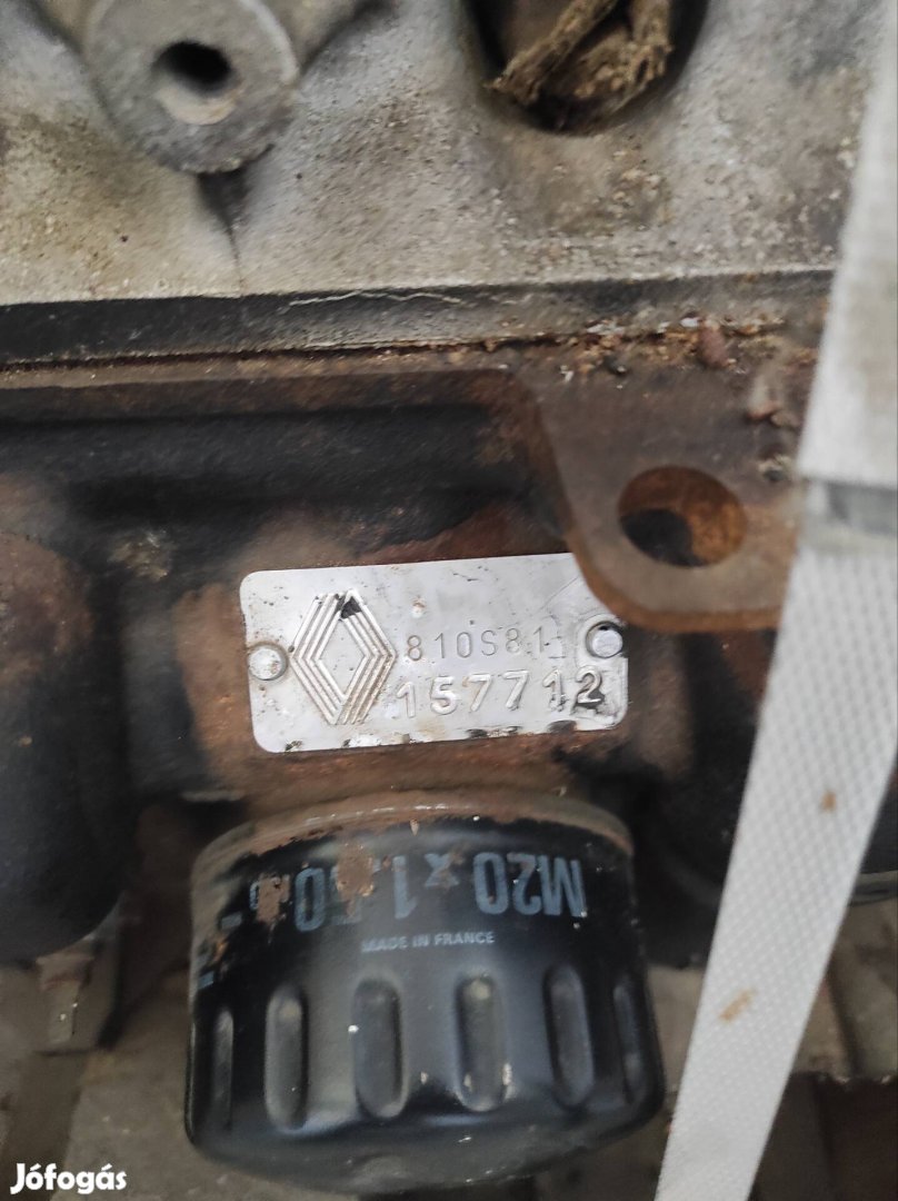 Renault veterán motor 