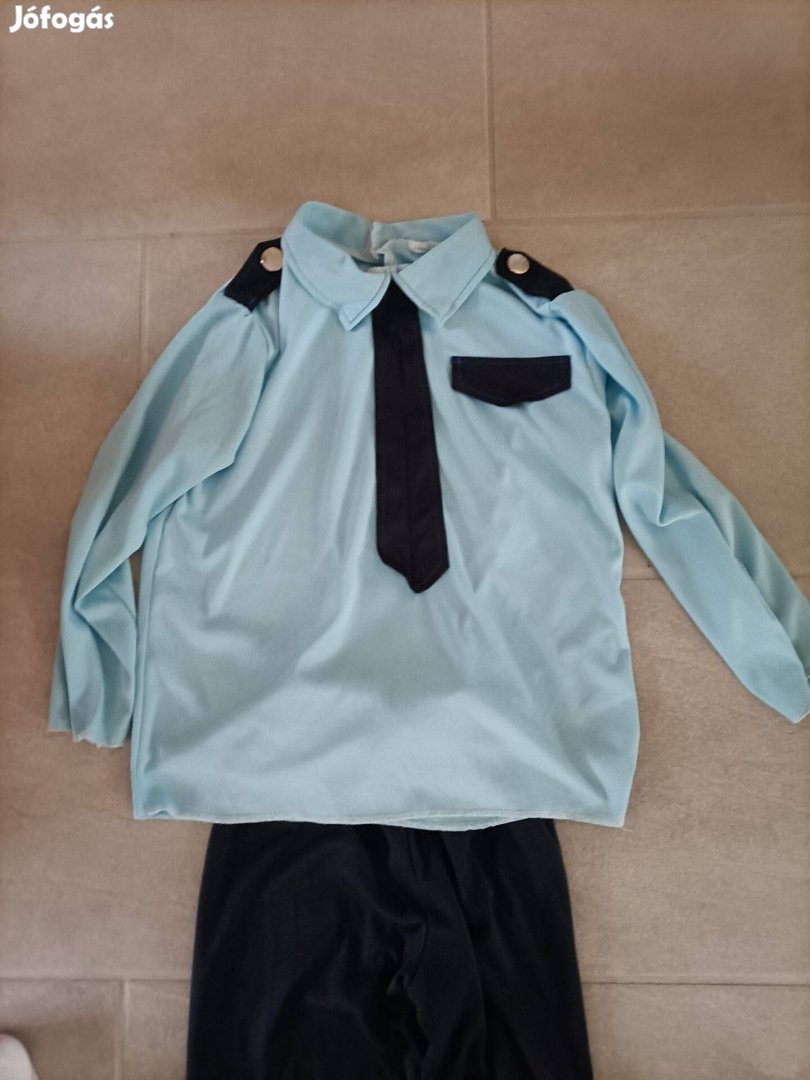 Rendör jelmez kislány 7-9 éves