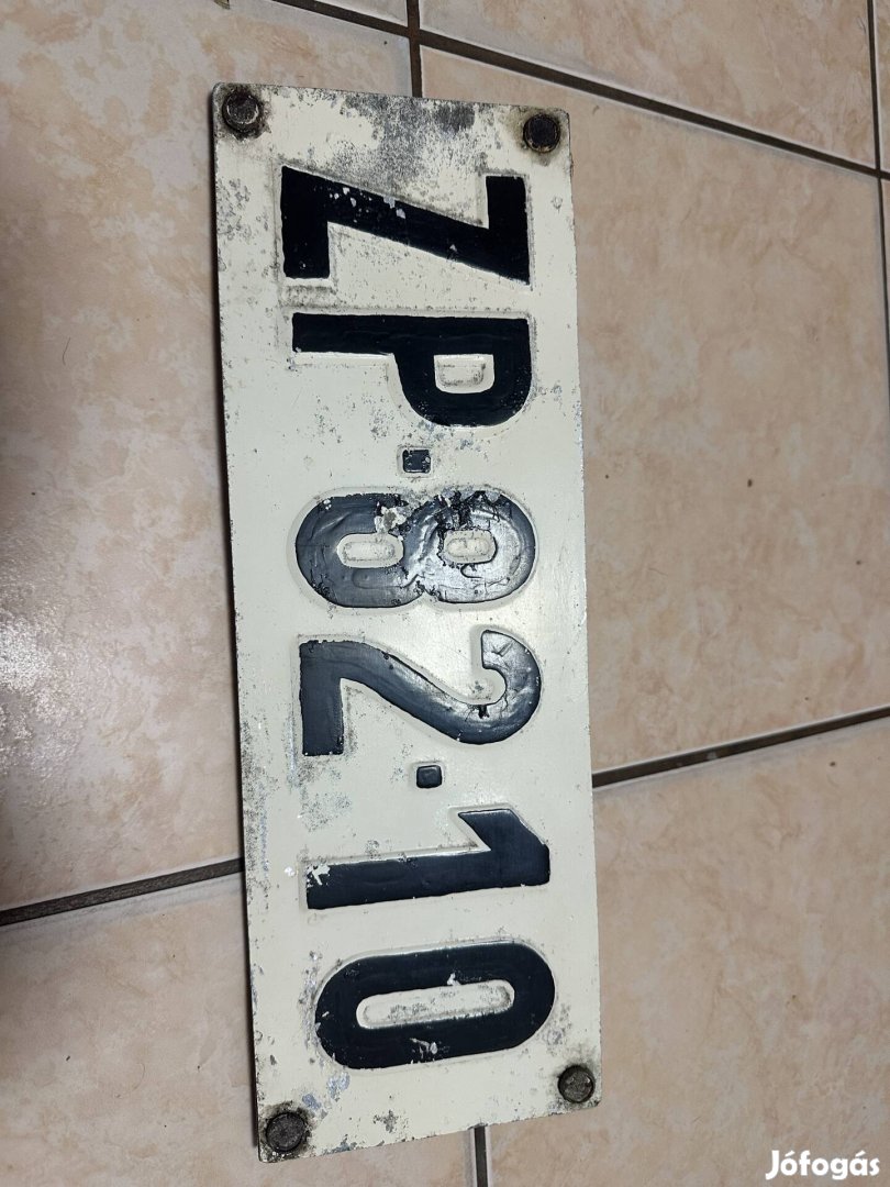 Rendszámtábla Retró