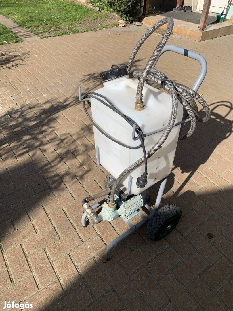 Rendszer mosó és feltöltő  