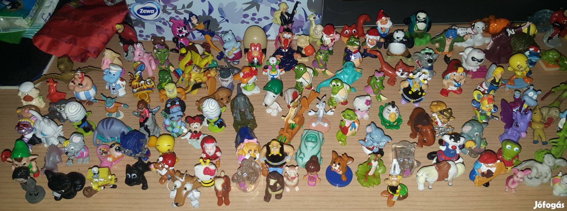 Rengeteg Vegyes Retro Kinder Figura Figurák