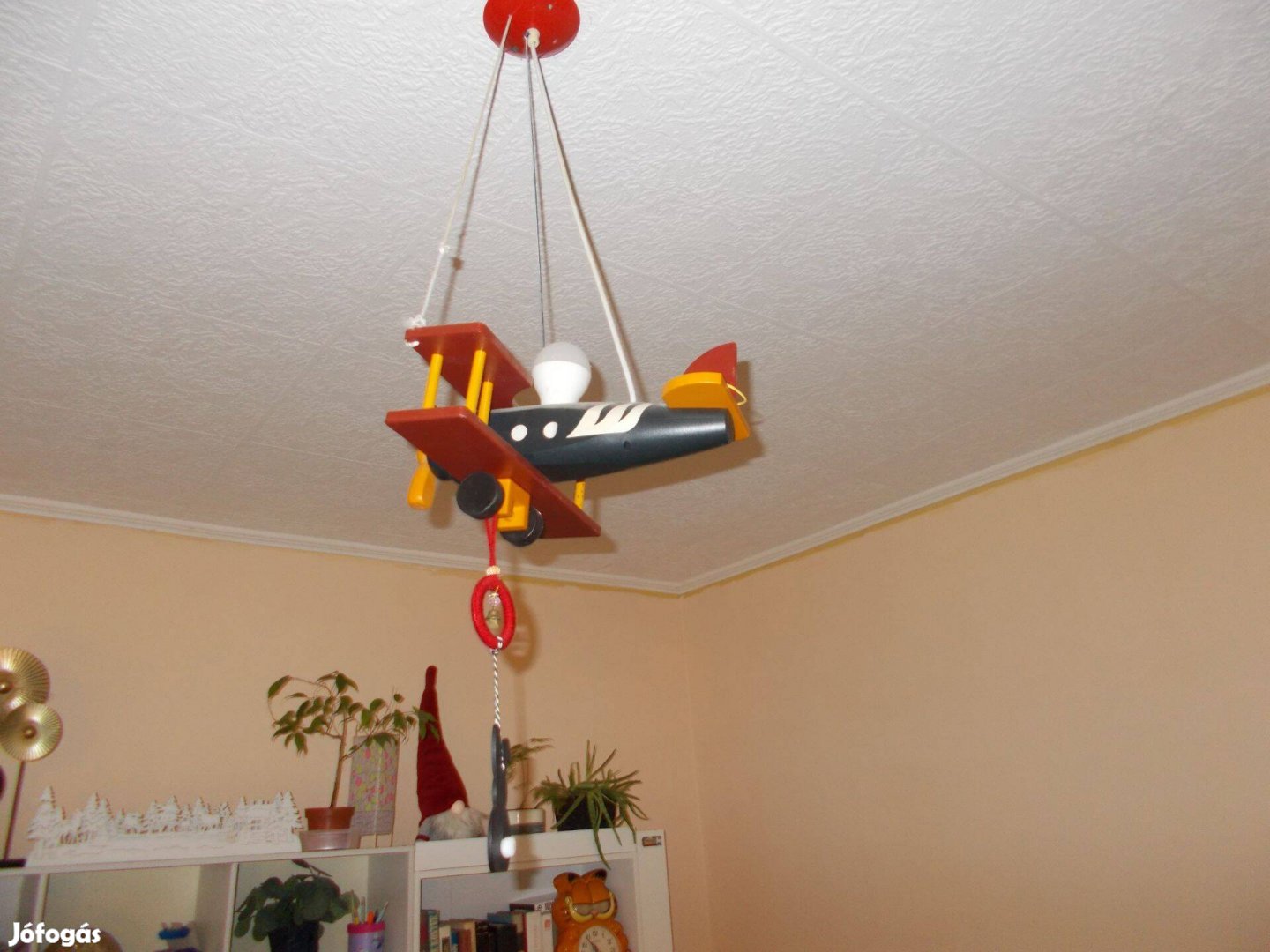 Repülőgép csillár gyerekszobába