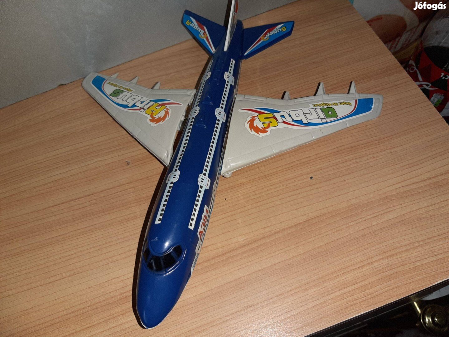 Repülőgép műanyag 28 cm
