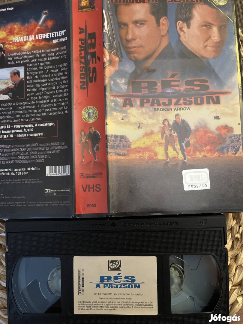 Rés a pajzson vhs