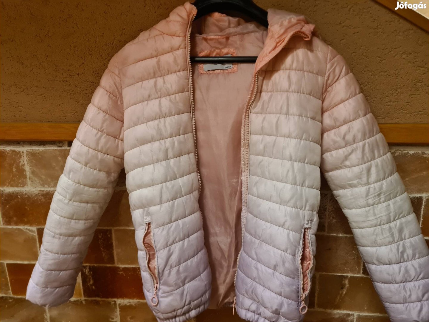 Reserved 158-as vékonyabb rózsaszín dzseki