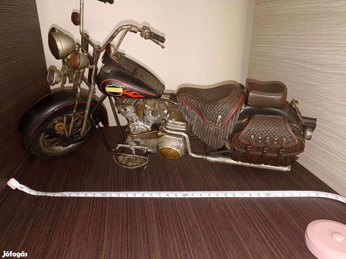 Részletesen kidolgozott motor makett