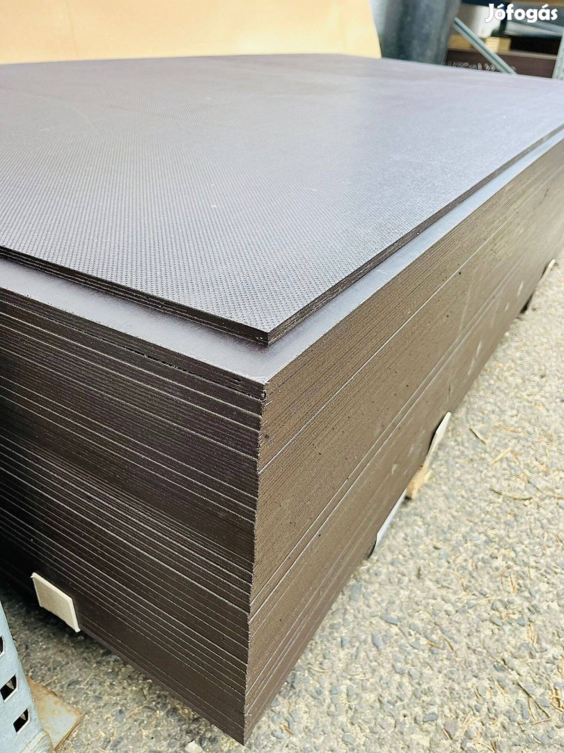 Rétegelt lemez 1250 x 2500 mm (vízálló, préselt falap, impregnált