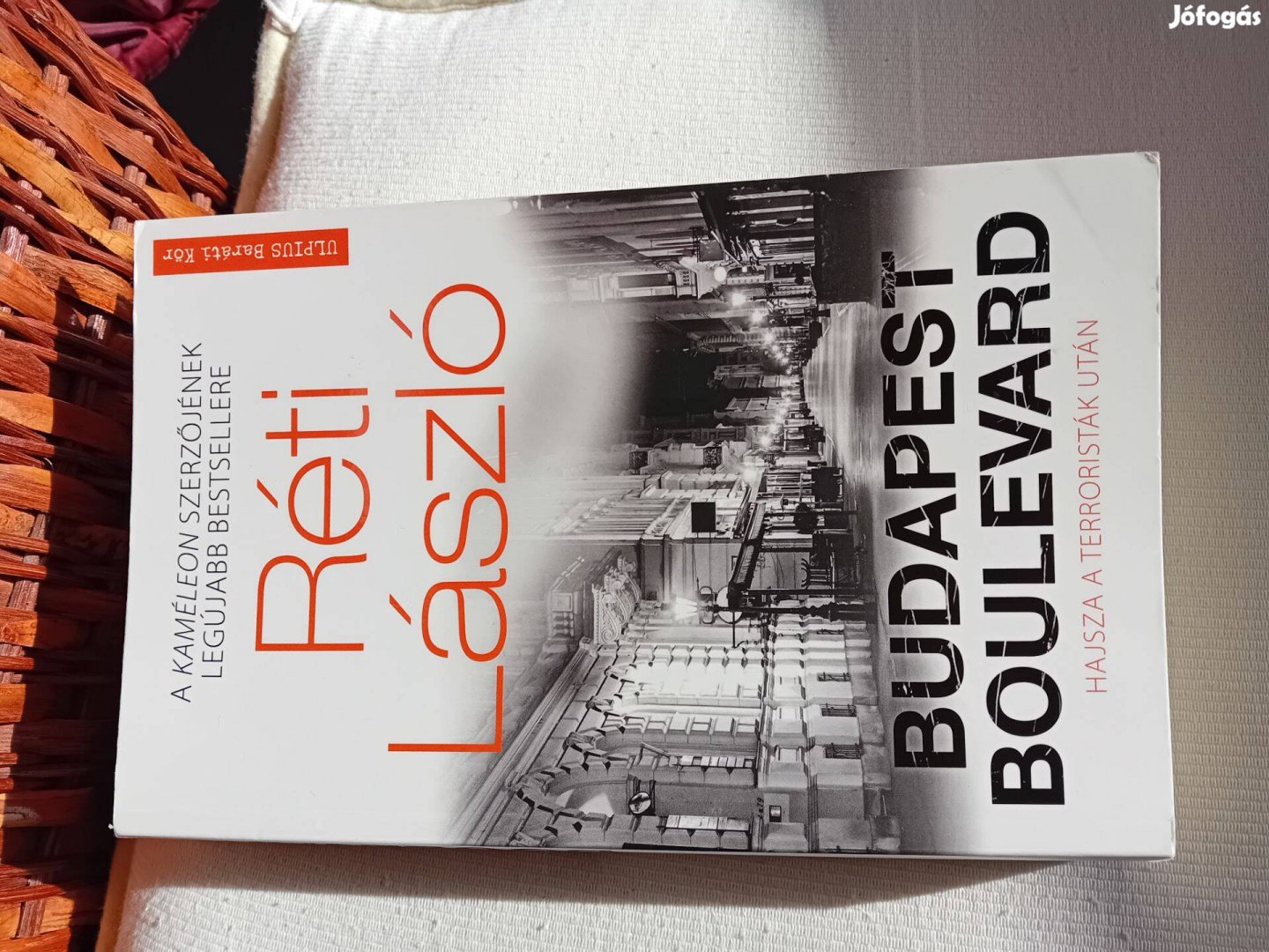Réti László : Budapest Boulevard c. könyv kiváló áll