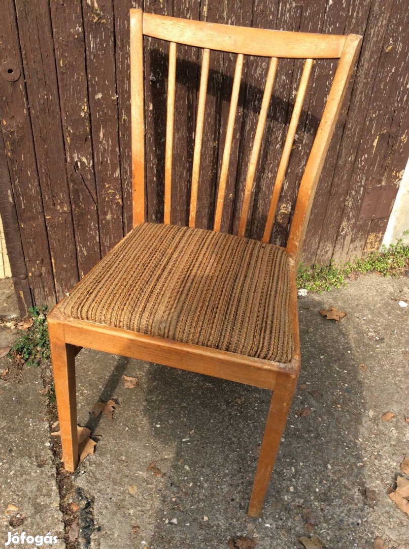 Retro 4 db kárpitozott fa szék