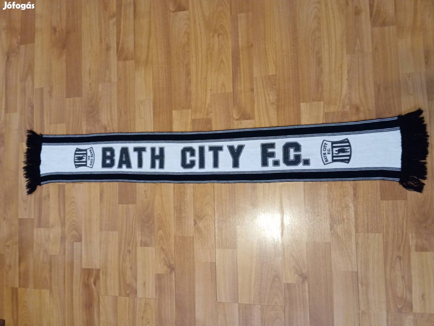 Retro Bath City focis sál, szurkolói sál 