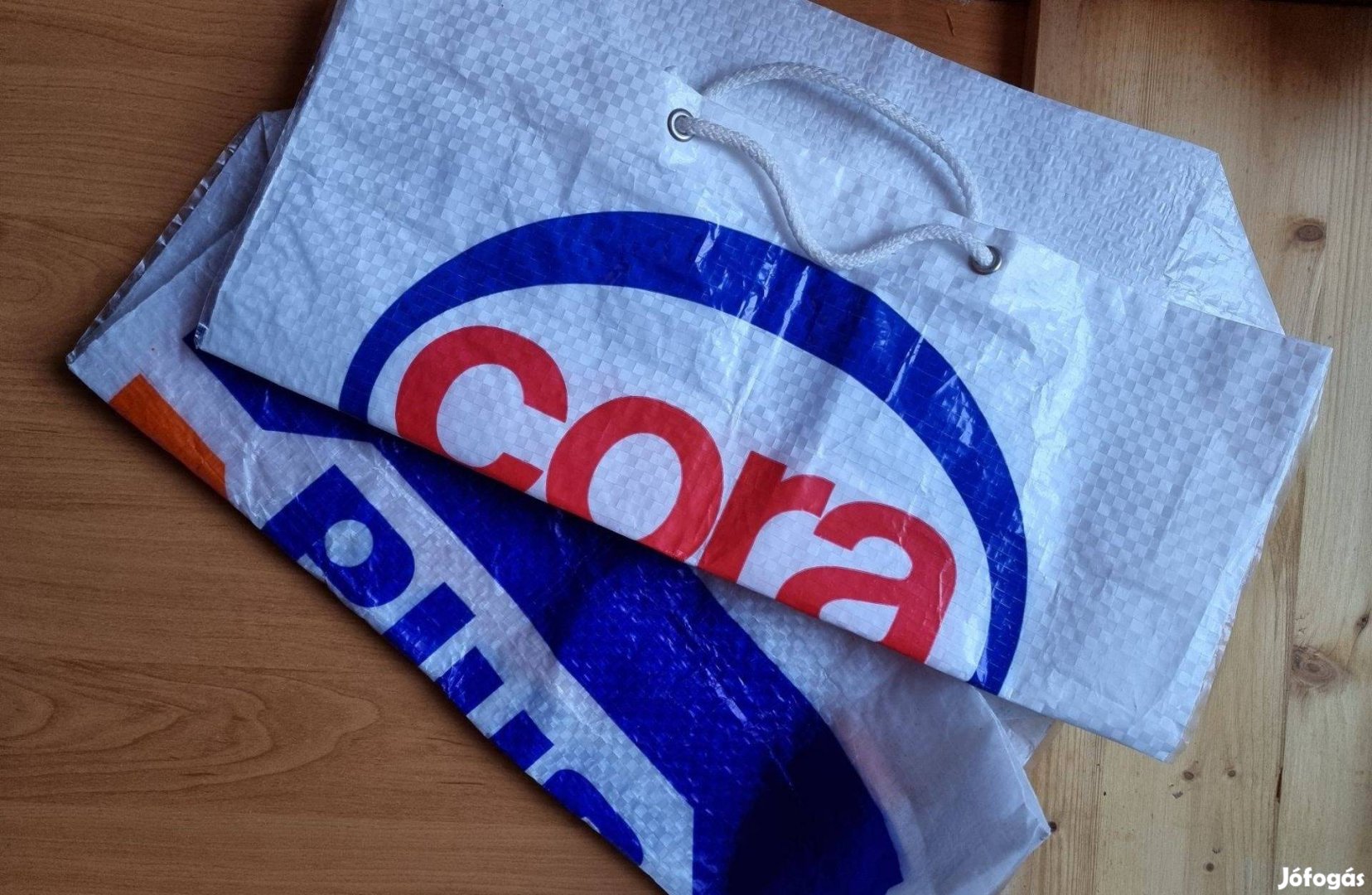Retró Cora és PLUS szatyrok