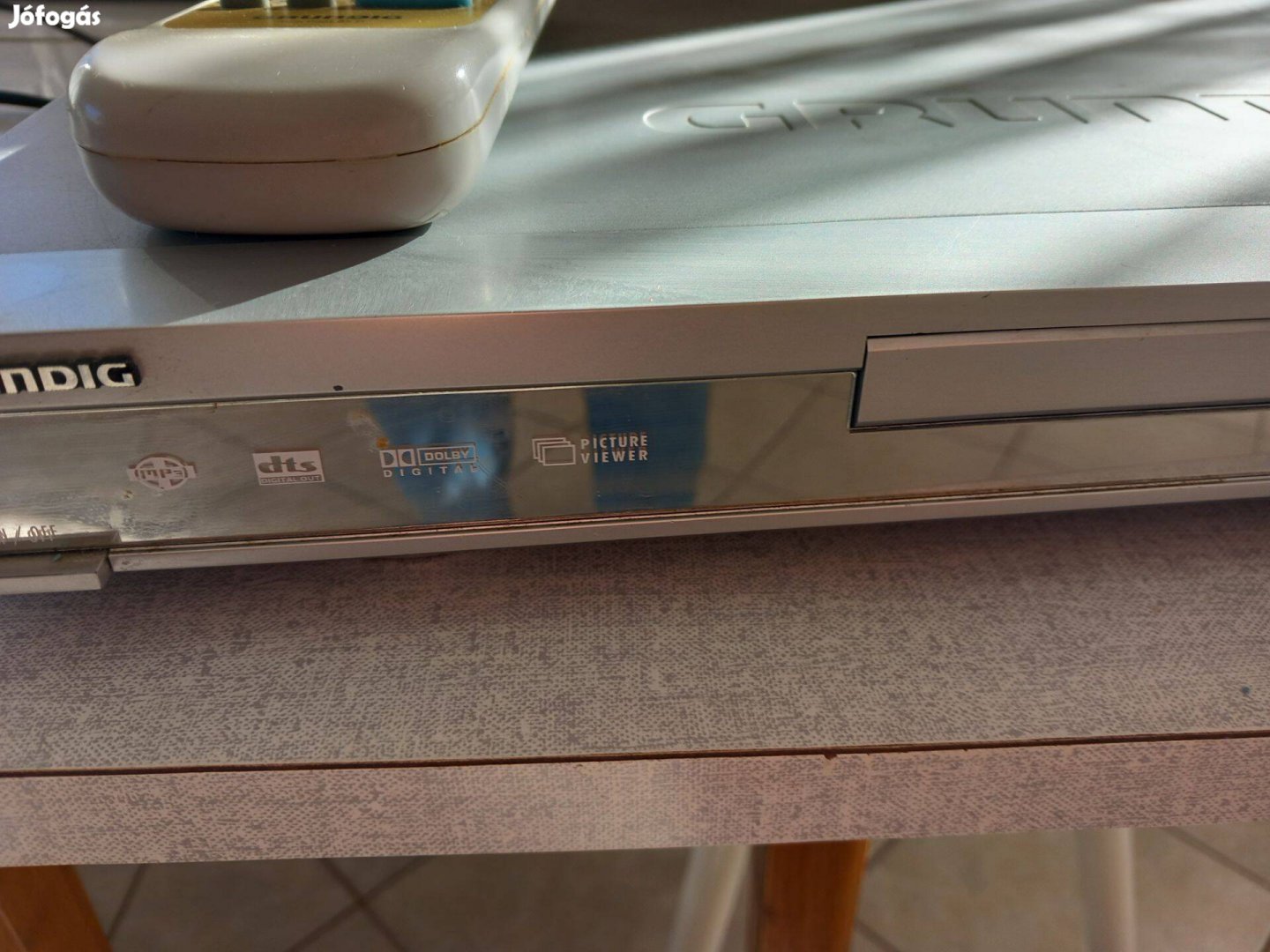 Retro Grundig DVD távirányitóval