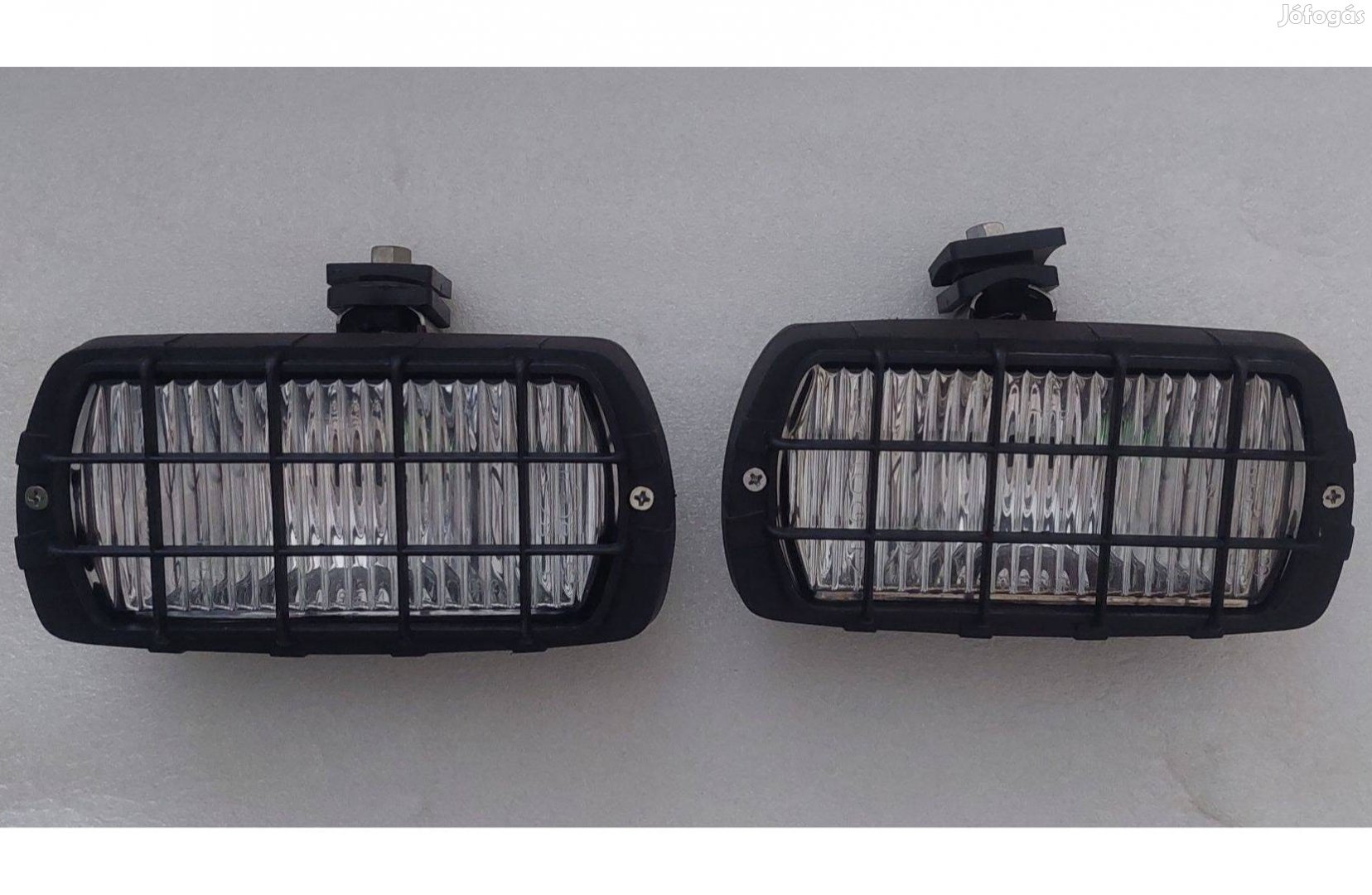 Retro Halogén H3 ködlámpa ráccsal 2db