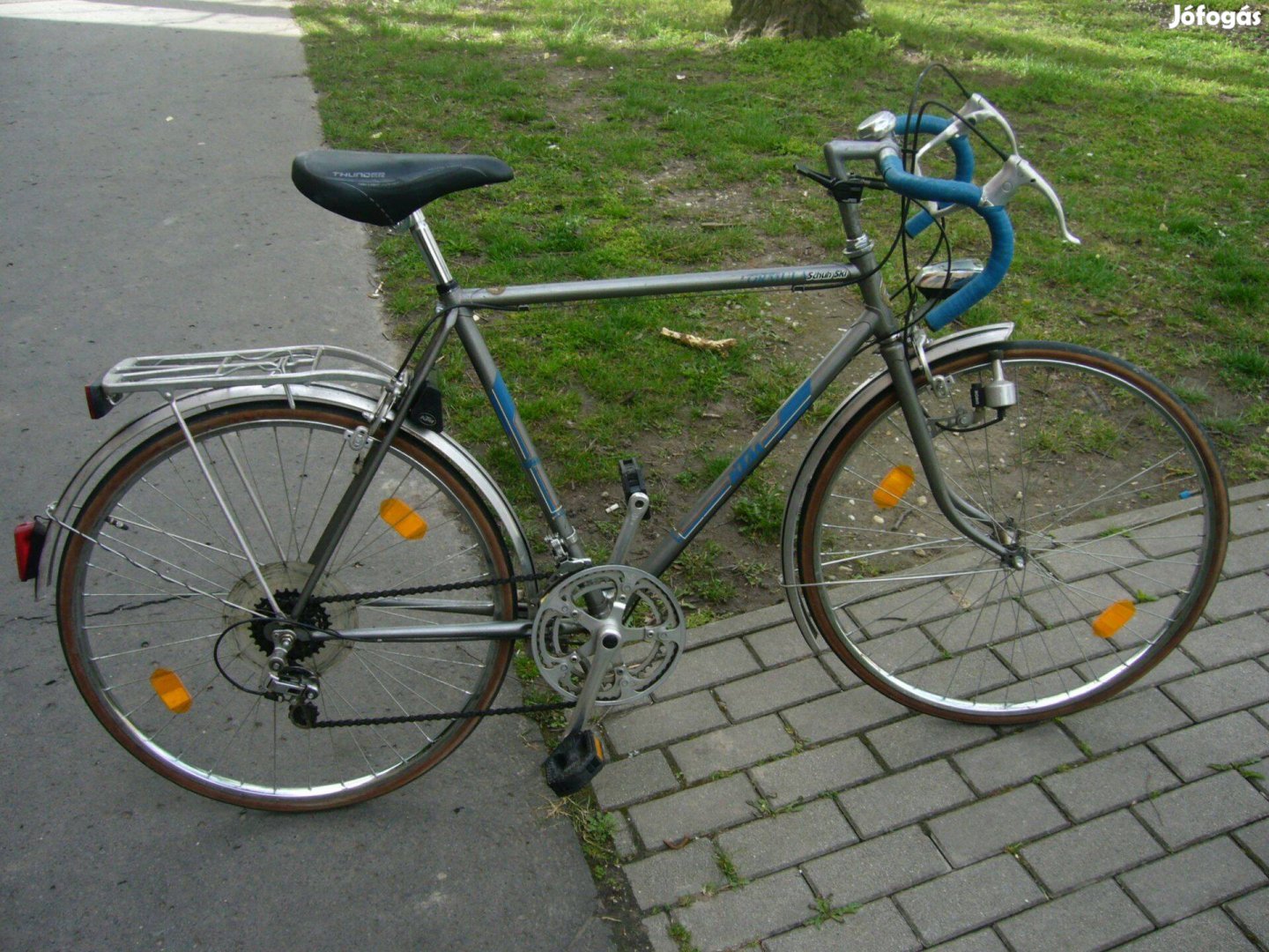 Retro KTM versenykerékpár