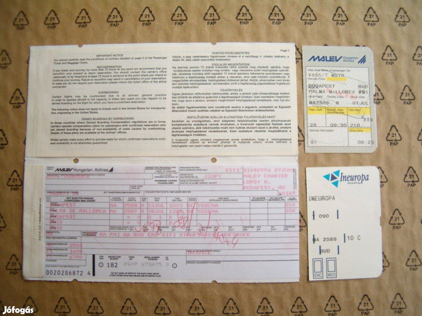 Retró MALÉV repülőjegy, beszálló kártya, 2004. július I
