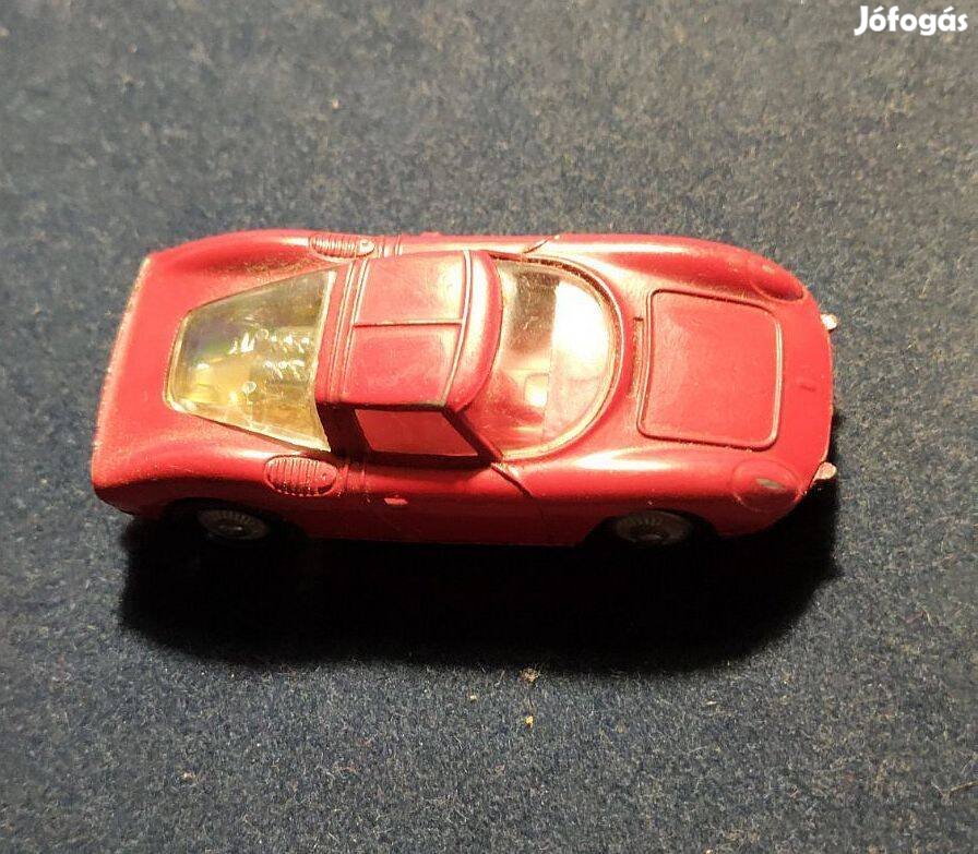 Retro Red Husky Ferrari Berietta 250 GT. Nagy - Brittamia