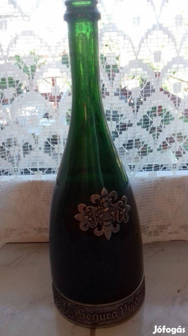Retro Sgura Viudas fémveretes pezsgős üveg