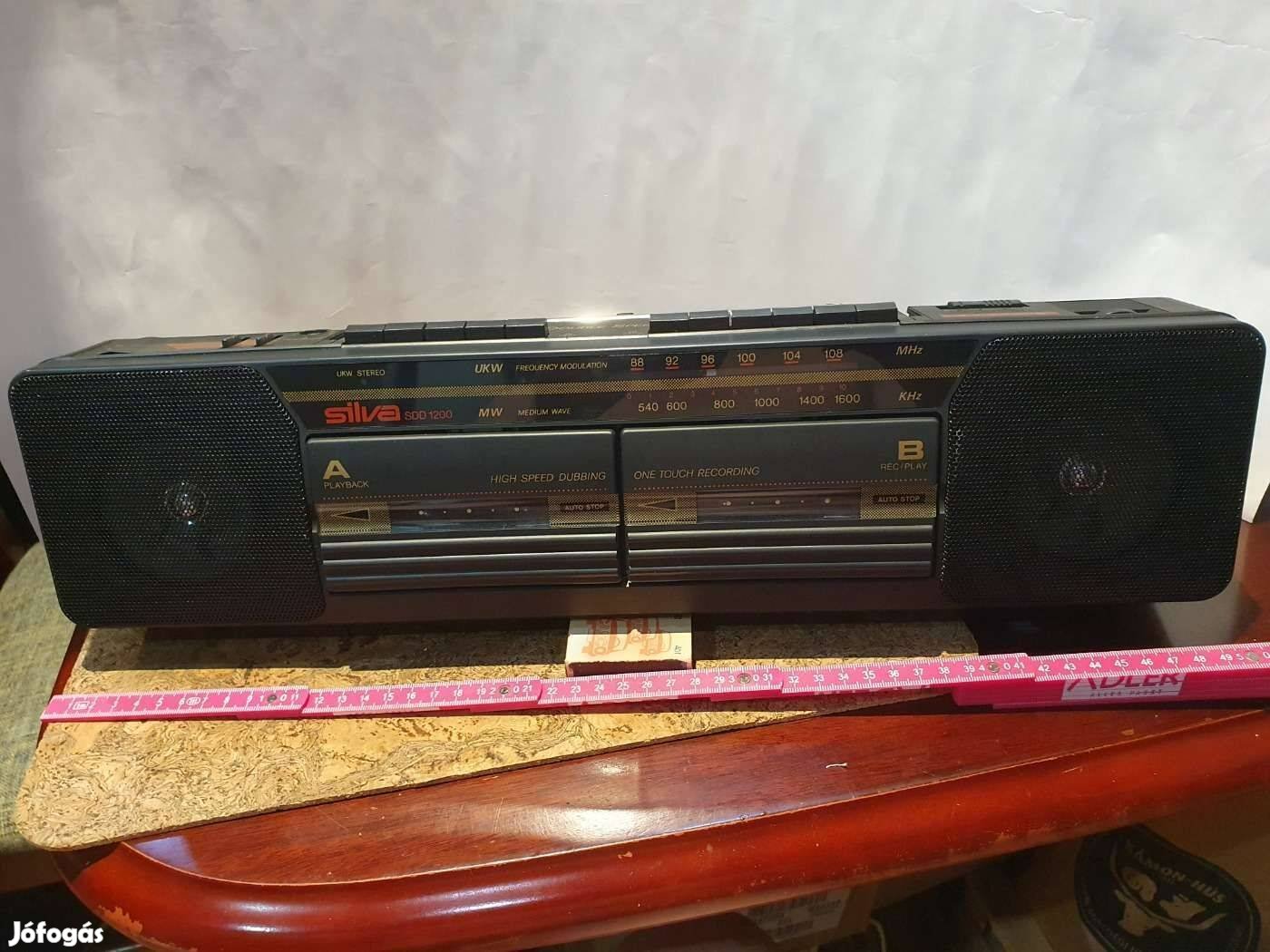 Retro Silva SDD 1200 rádiósmagnó kazetta boombox sétálómagnó