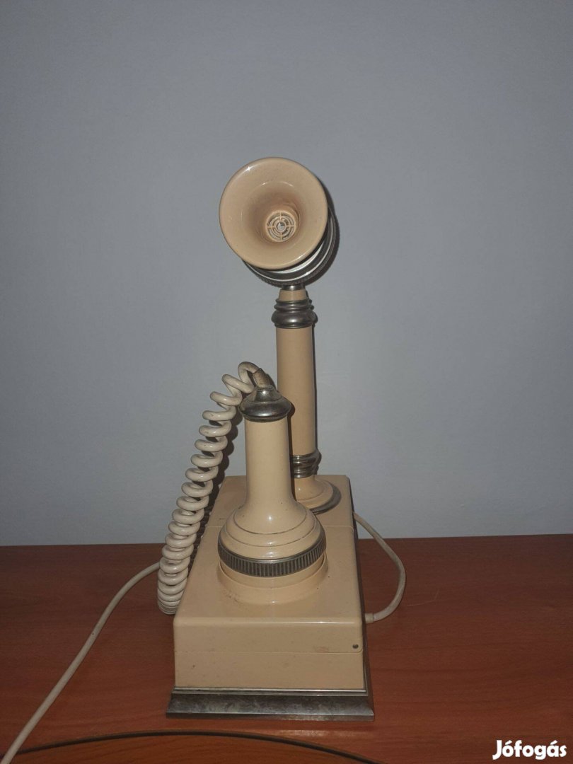 Retro Telkom Rwt asztali Telefon Regi retro telefon. Koranak megfelel