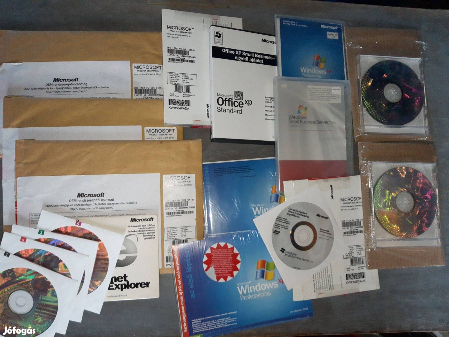 Retro Windows telepítő csomag 13 db lemez szoftver XP Vista Szerver