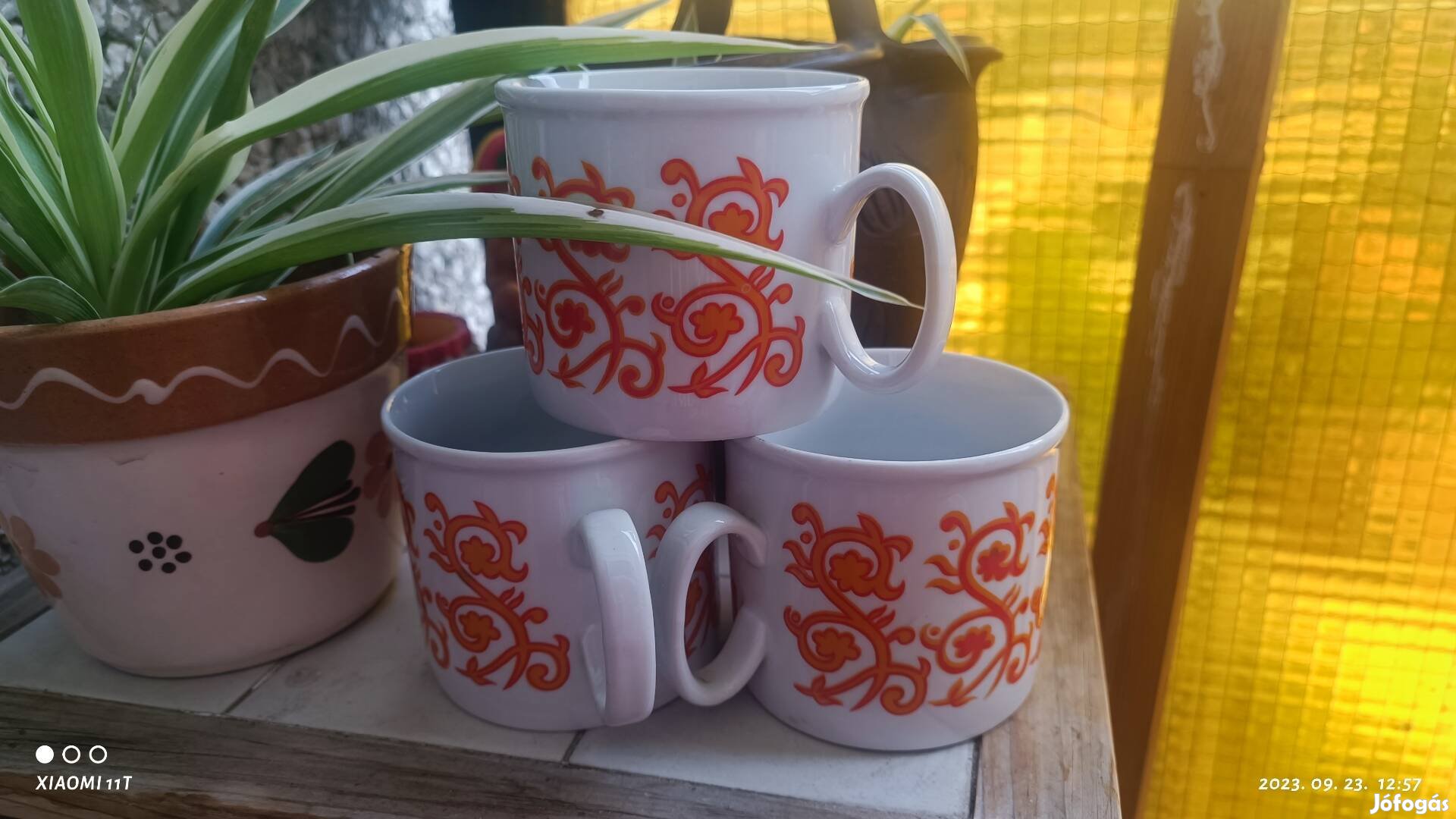 Retro Zsolnay porcelán teás bögrék. Ár egyben a három. Posta 