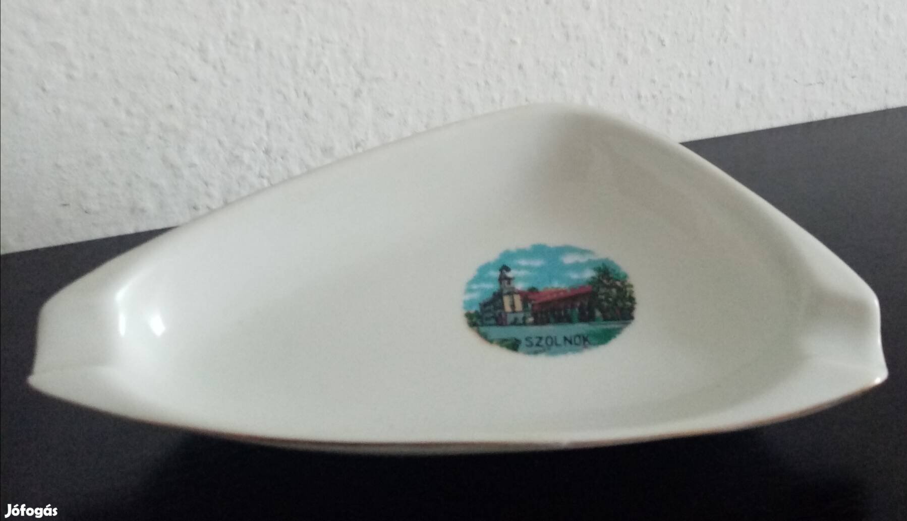 Retro. Hollóházi porcelán dísztál /hamutál eladó 