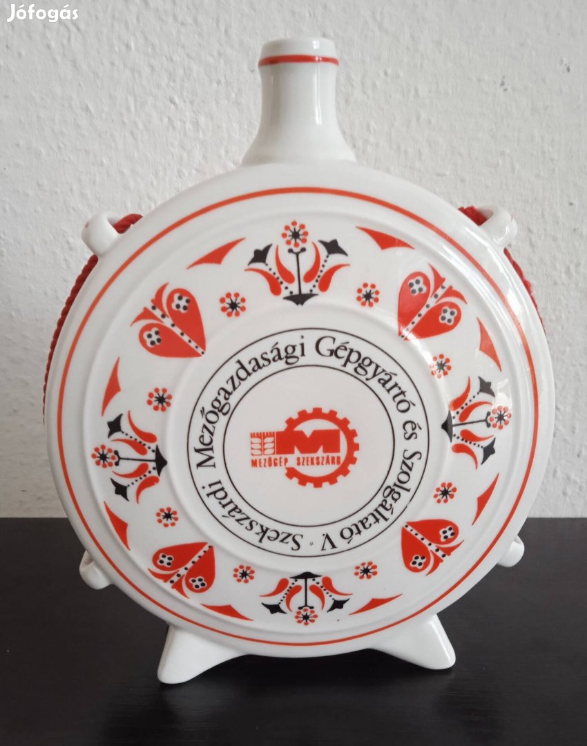 Retro. Hollóházi porcelán kulacs (Mezőgép Szekszárd) eladó 