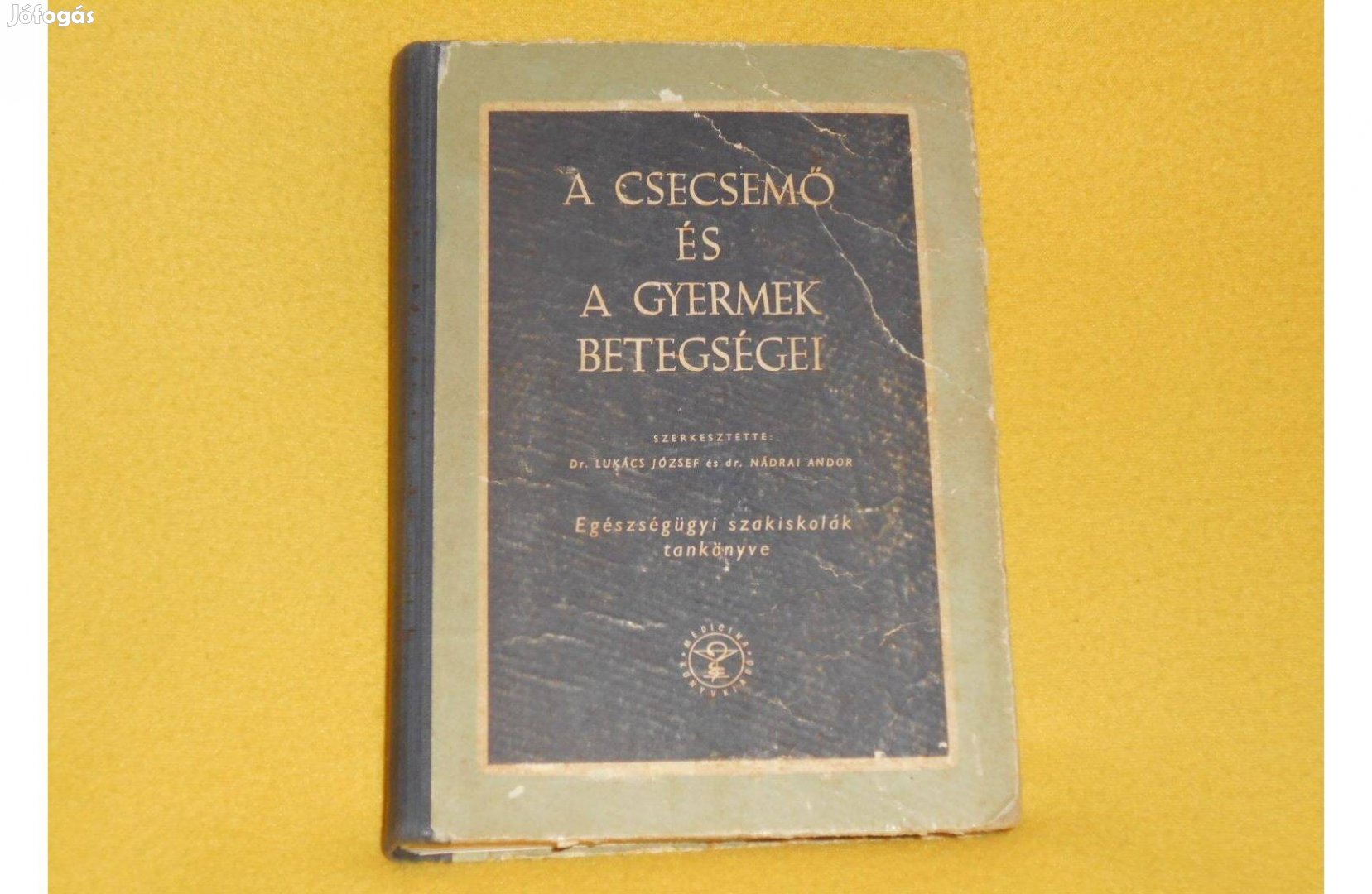 Retro " A Csecsemő és a Gyermek betegségei". 850 old. Hibátlan