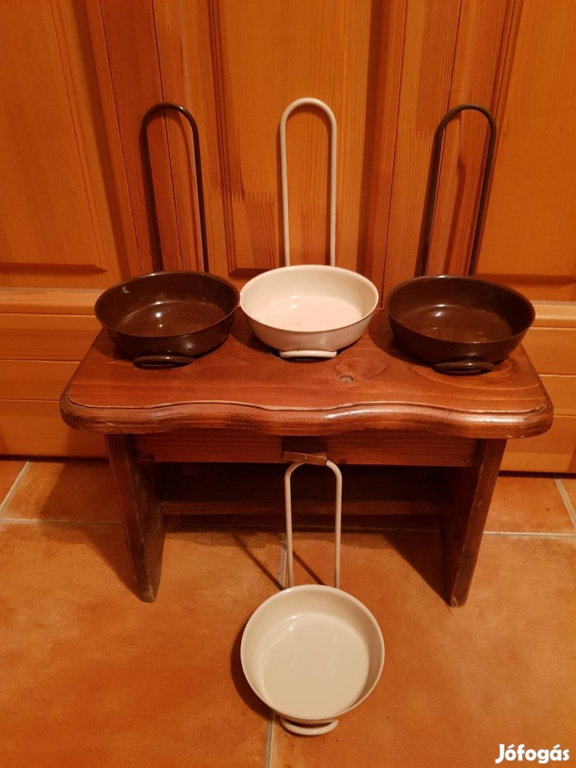 Retró, fali virágtartók