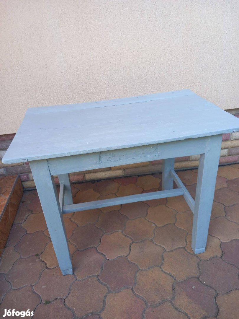 Retró, világosszürke konyhaasztal